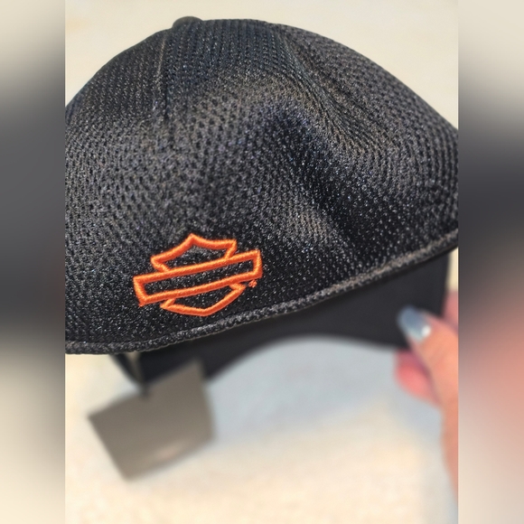 NWT Harley-Davidson Black Cap with Orange and White Embroidery - Picture 2 of 4